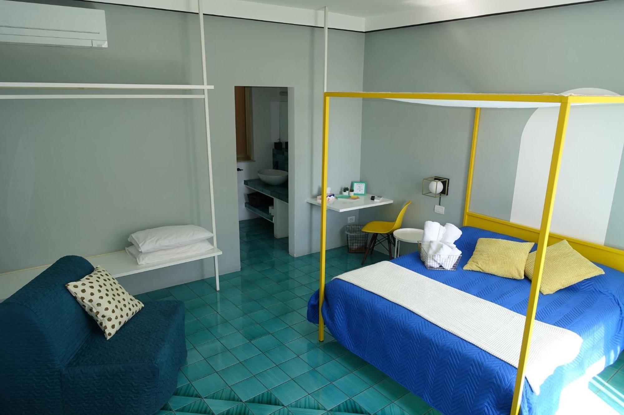 Ninina Boutique Suites Salerno Dış mekan fotoğraf
