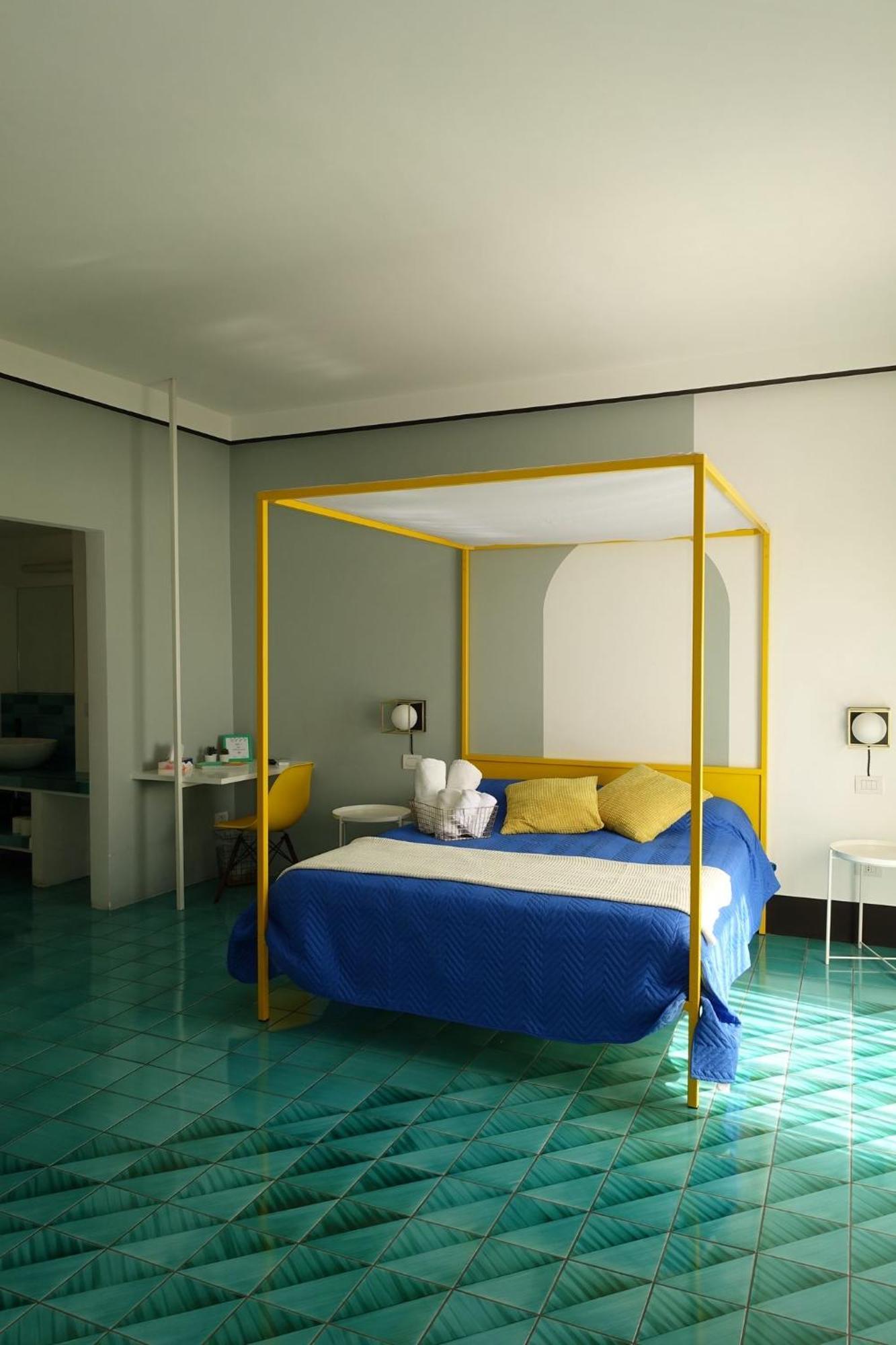 Ninina Boutique Suites Salerno Dış mekan fotoğraf