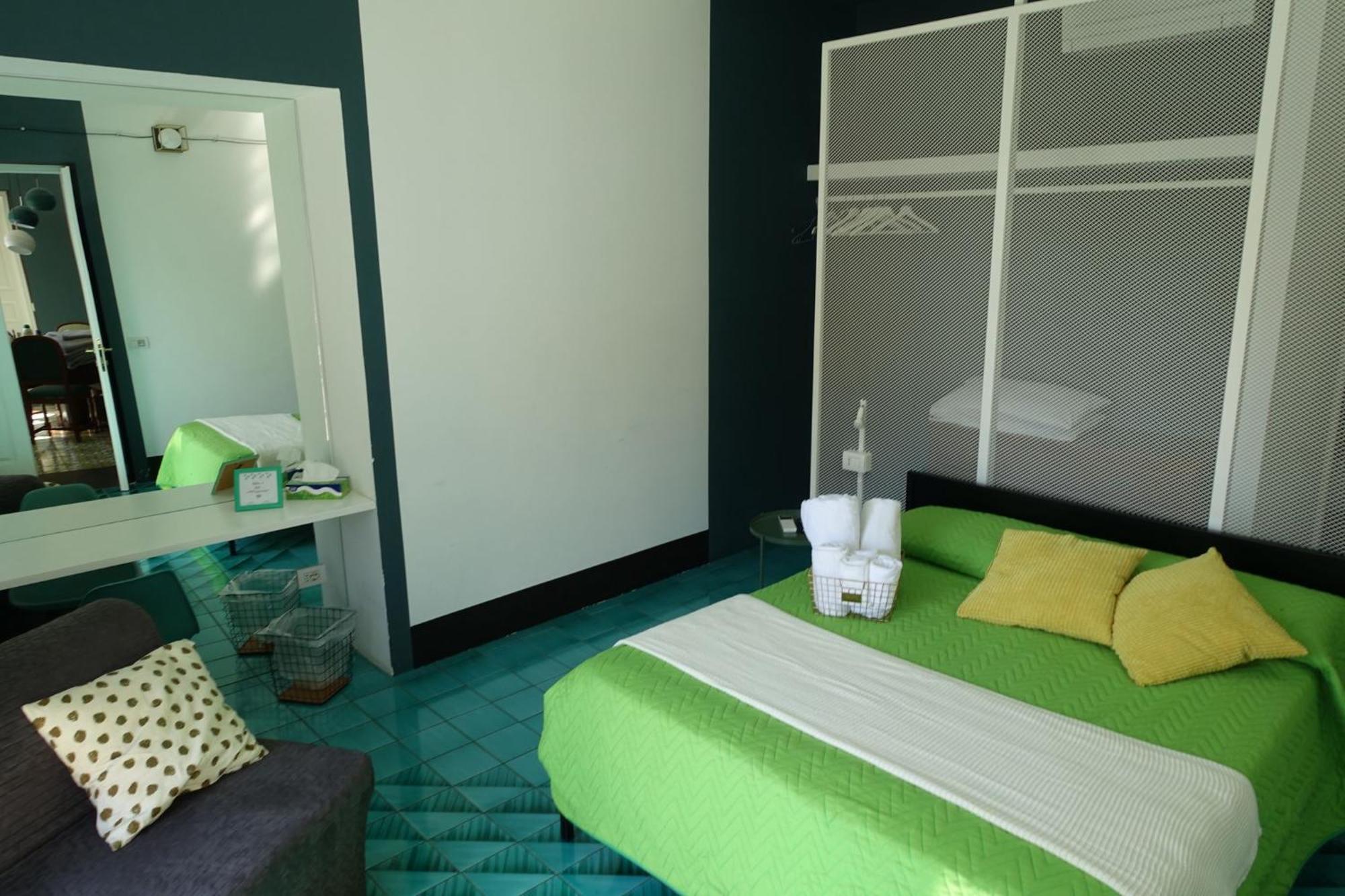 Ninina Boutique Suites Salerno Dış mekan fotoğraf