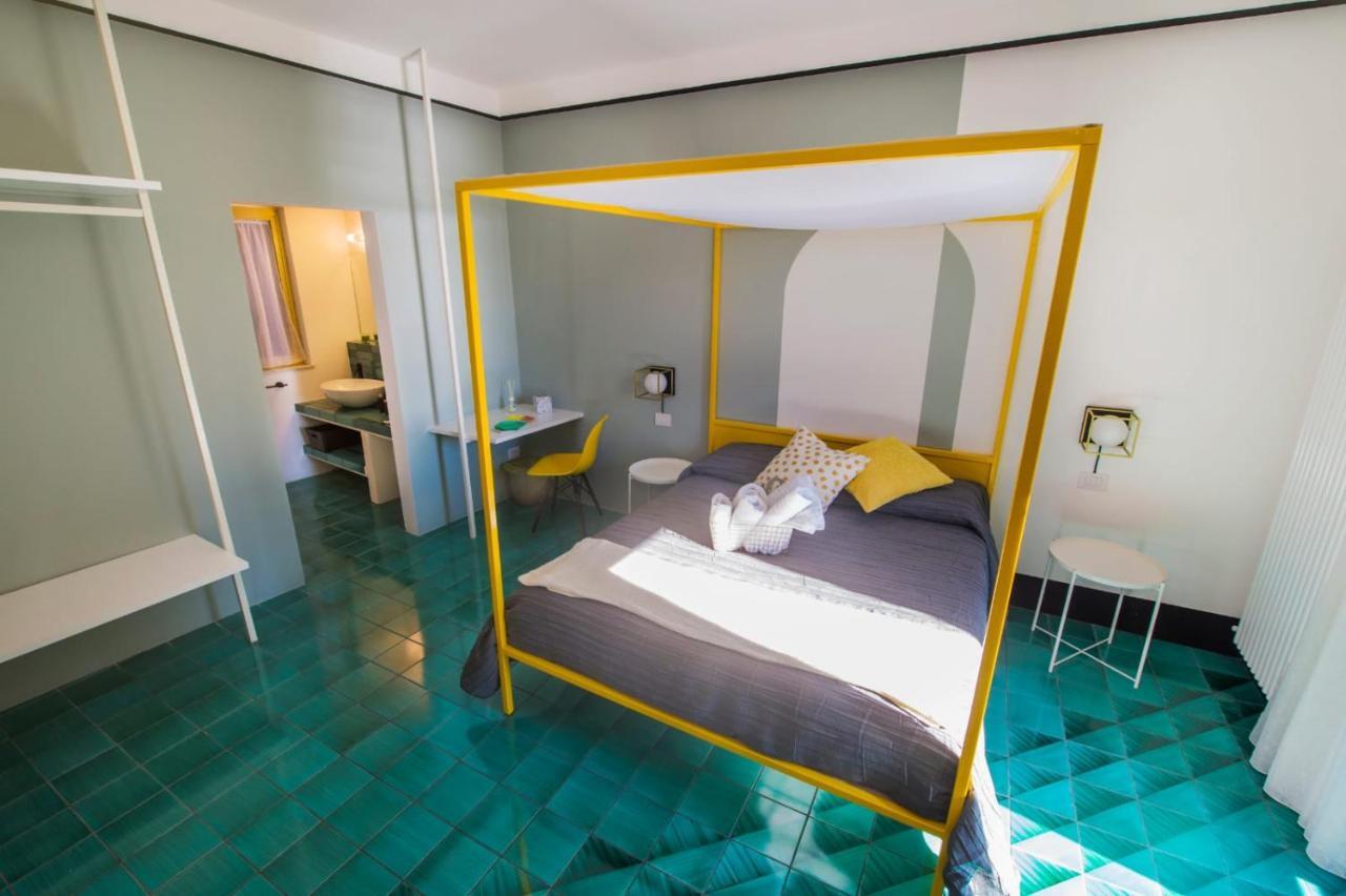 Ninina Boutique Suites Salerno Dış mekan fotoğraf